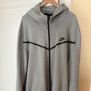 Nike TechFleece jacket (4XLT)